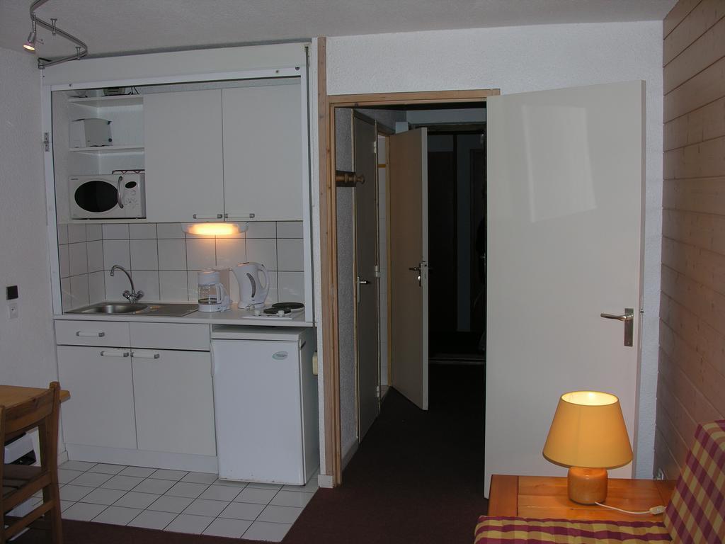 Les Nereides Studios Et Appartements Brides Les Bains Zewnętrze zdjęcie